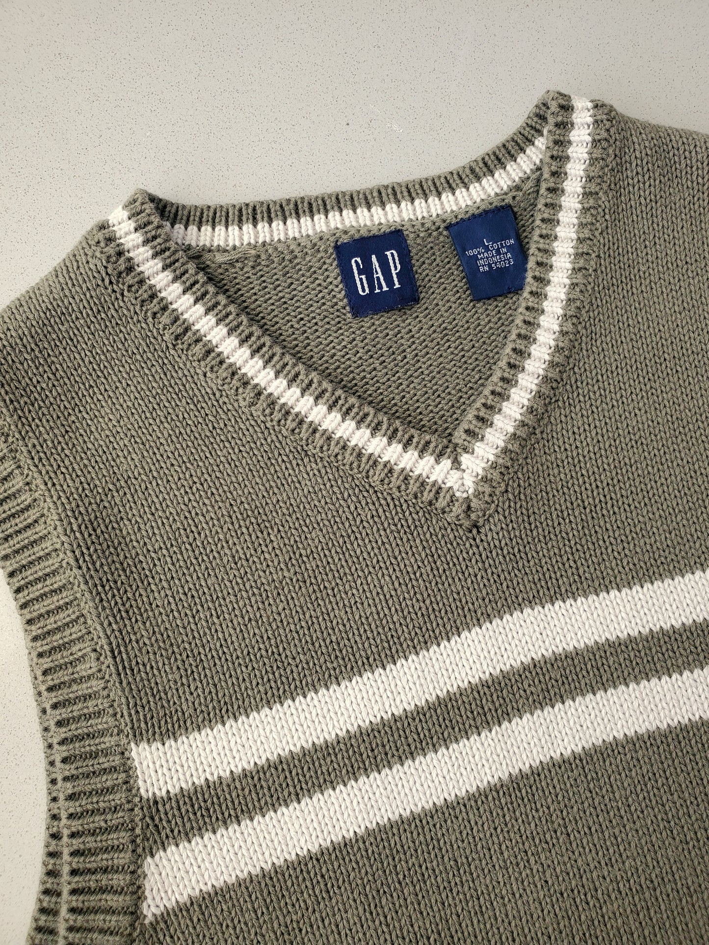 GAP striped sweater vest (1990s)