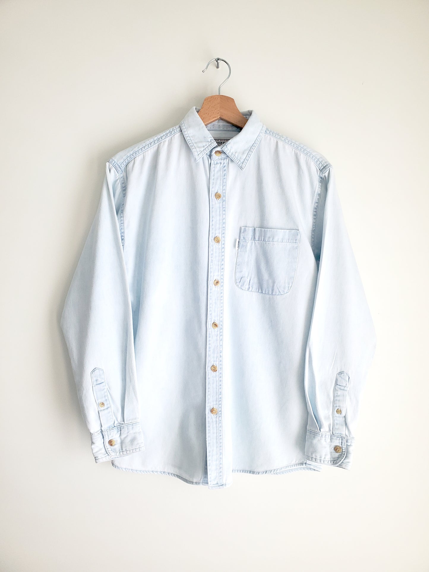 Arizona Jean Co. lightwash denim shirt (1990s)