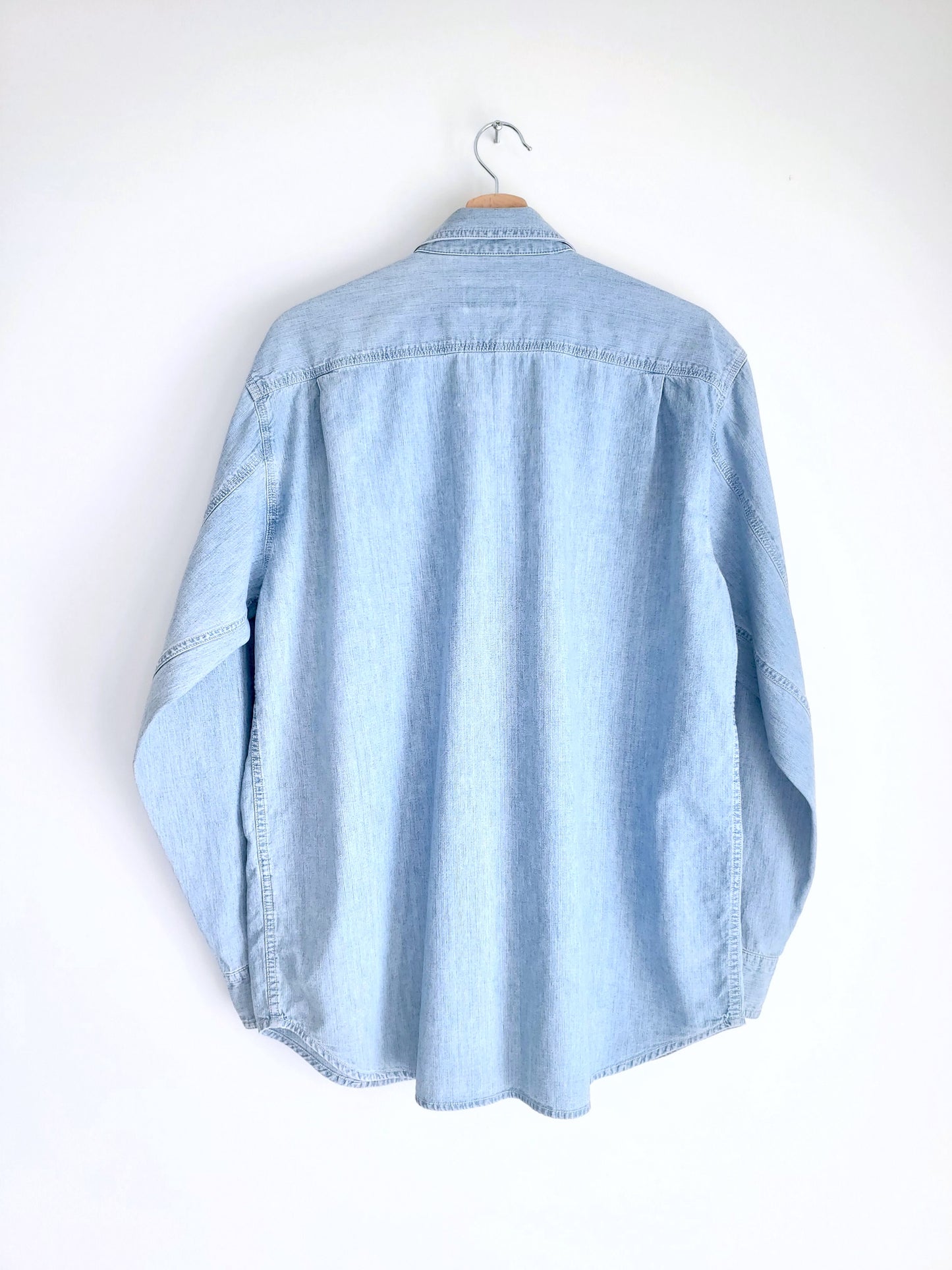 DKNY JEANS double-pocket denim shirt (1990s)