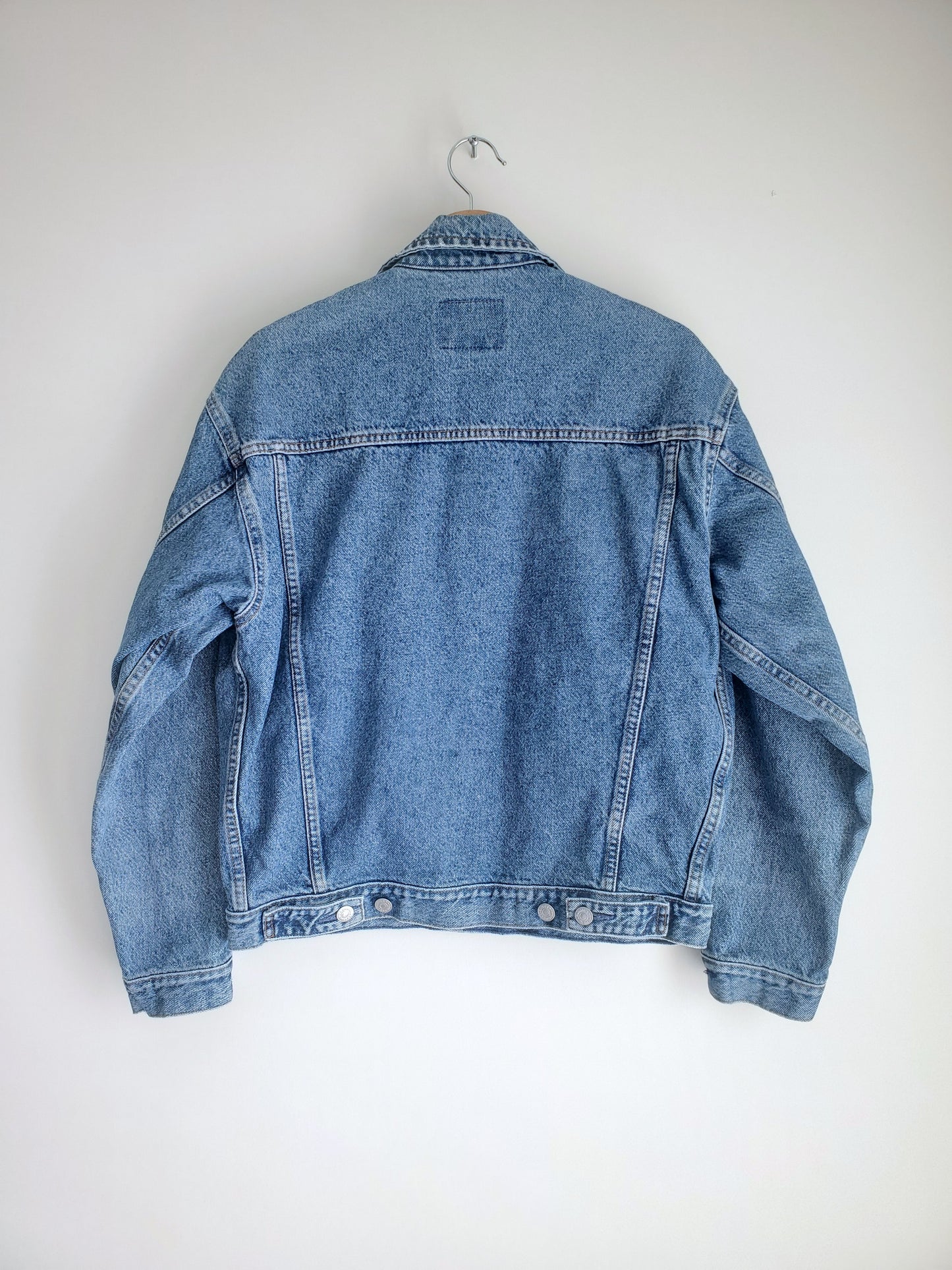 GAP classic stonewash denim trucker (1990s)