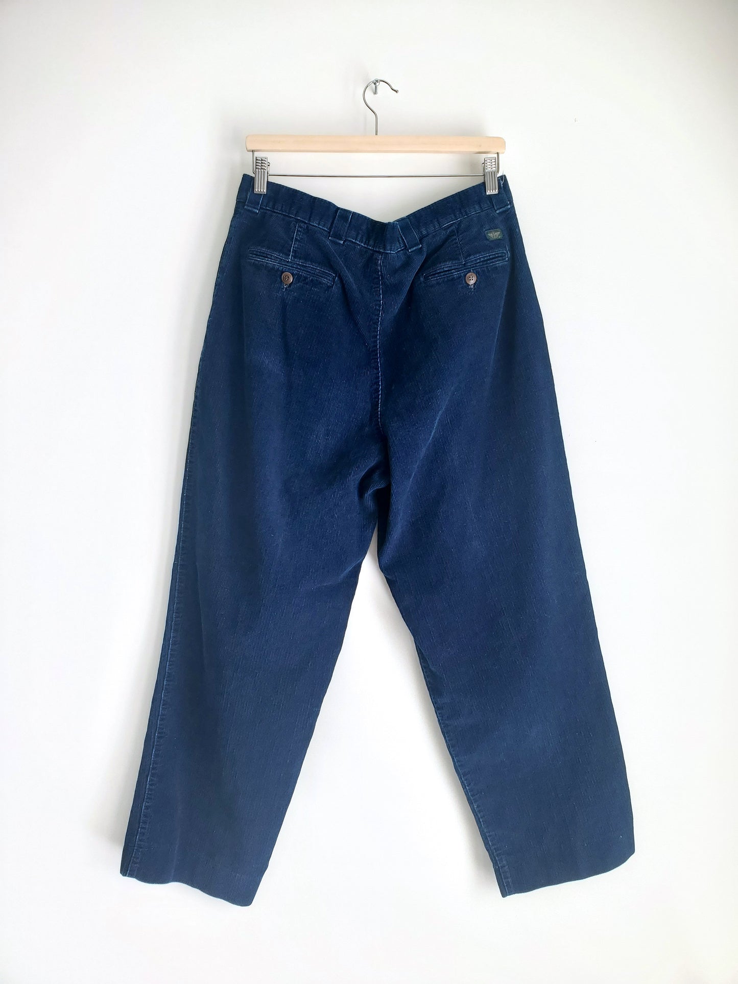 Dockers pleat-front cords (1993)