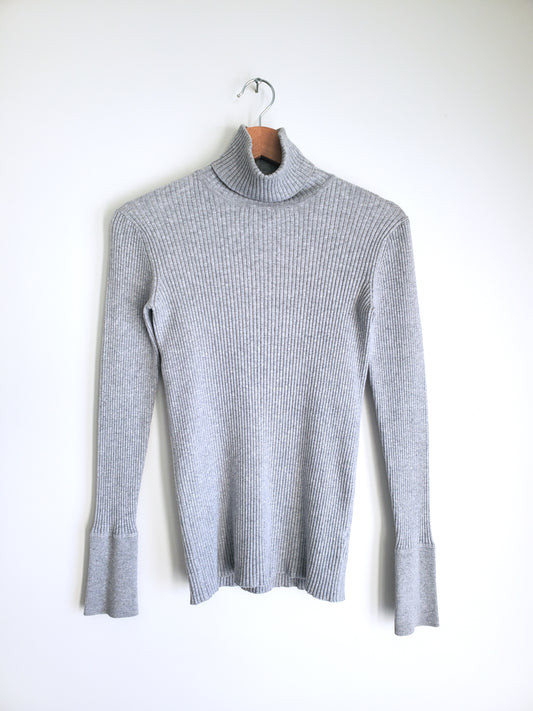 GAP rib-knit turtleneck (2006)