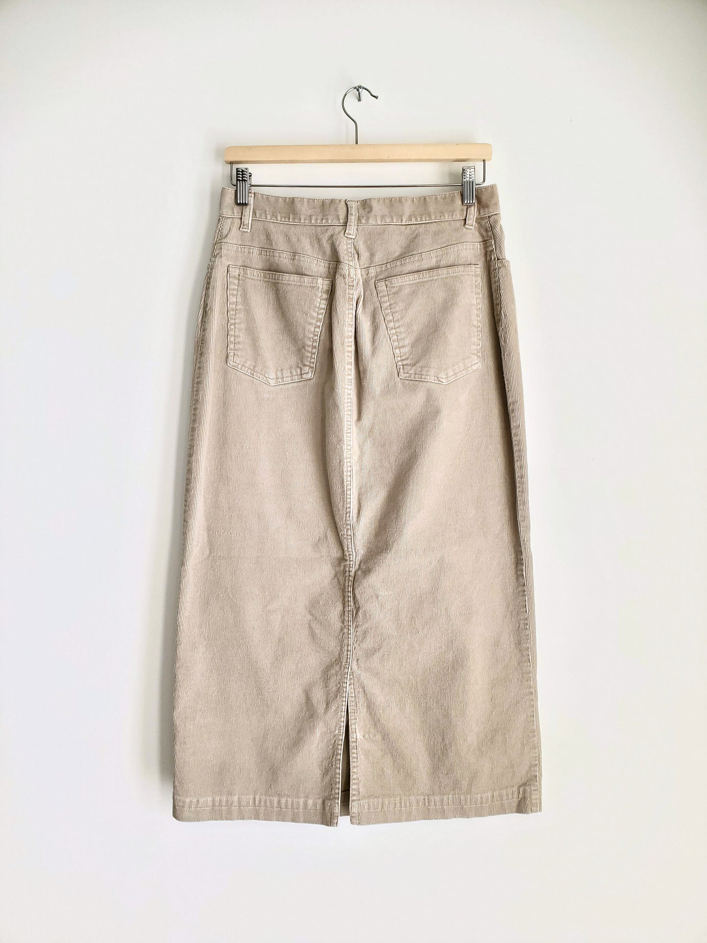 Jones New York Sport cord skirt (1990s)