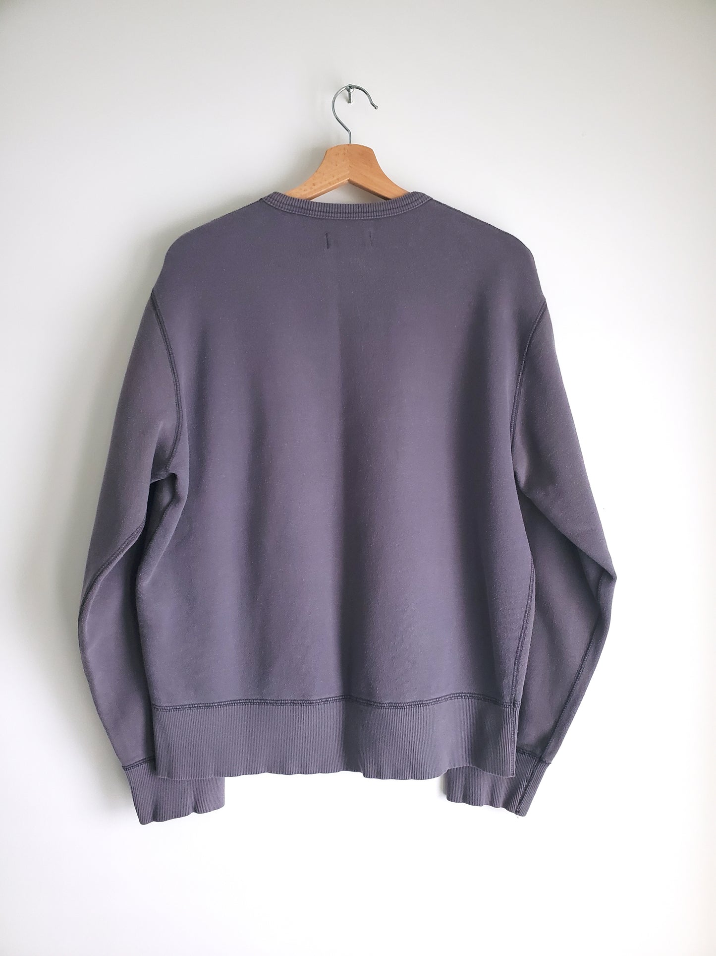 GAP stencil logo crewneck (2001)