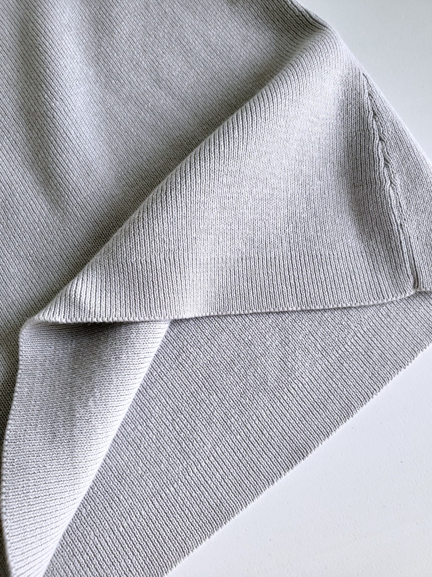 Tailor B. Moss short sleeve knit top (1990s)