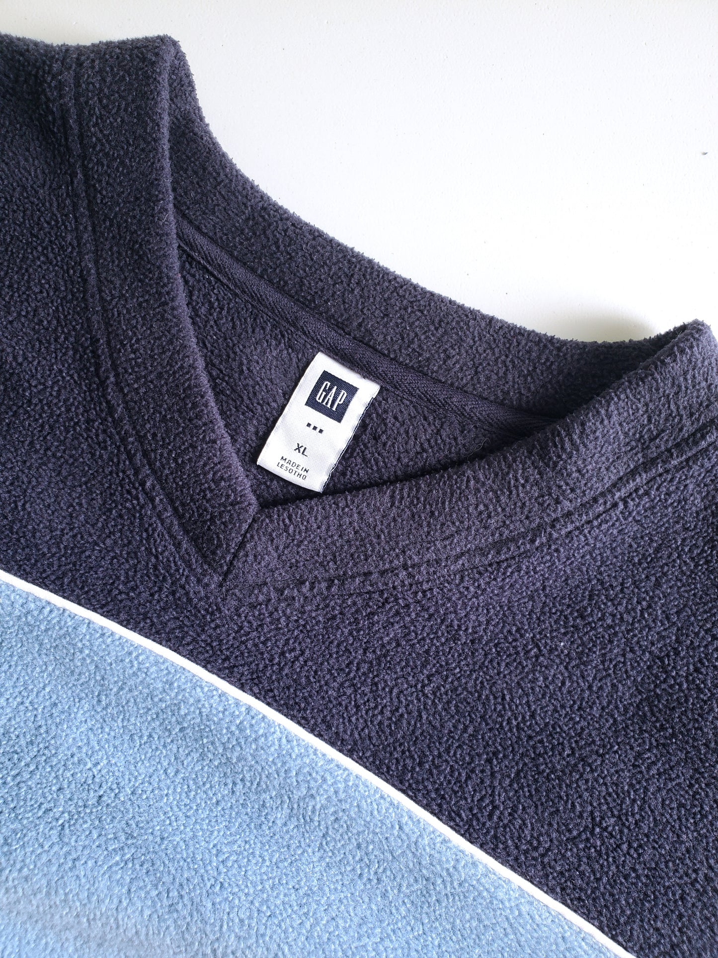 GAP colorblocked fleece pullover (2004)