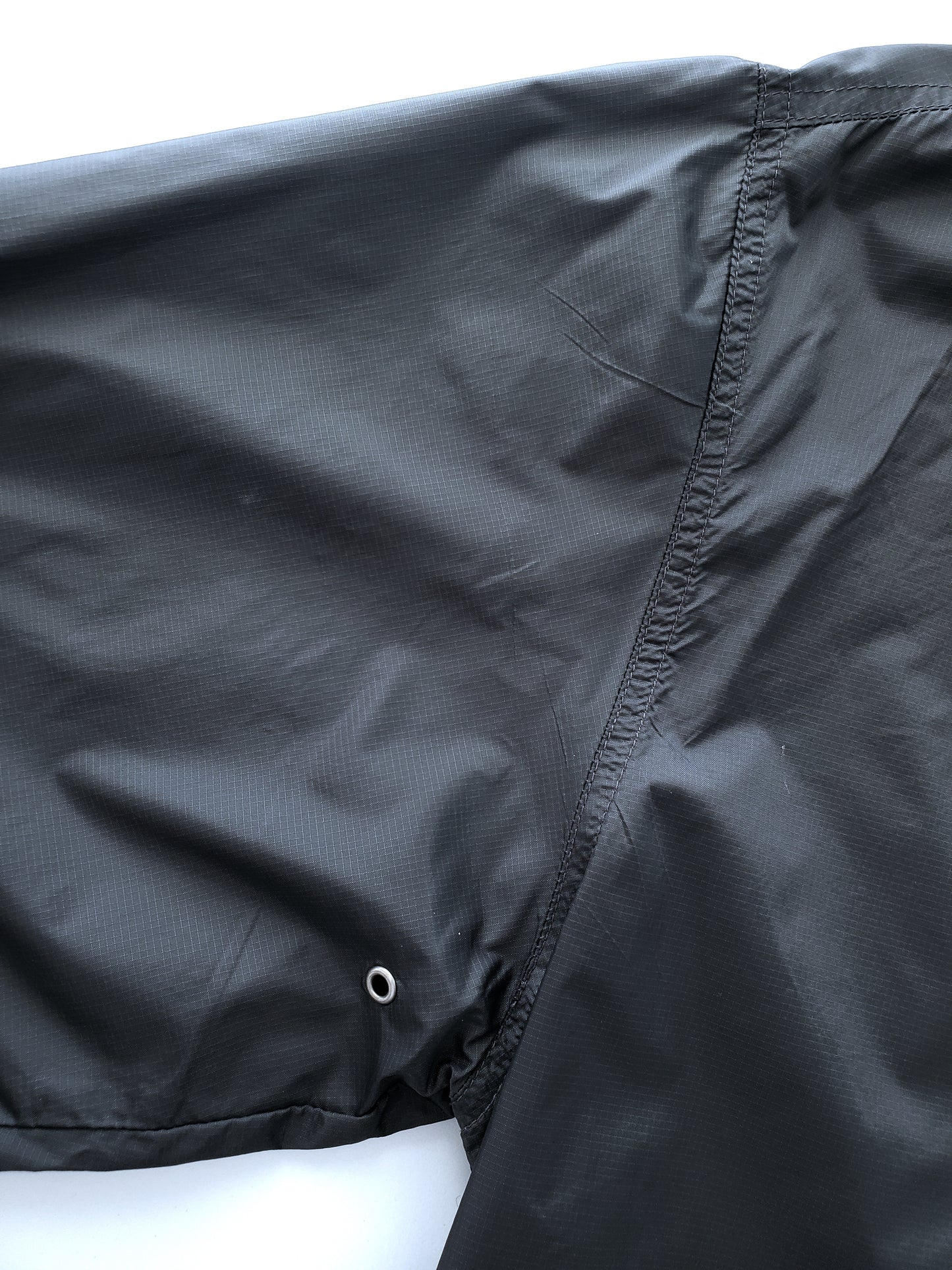 GAP full-zip nylon windbreaker (2000)