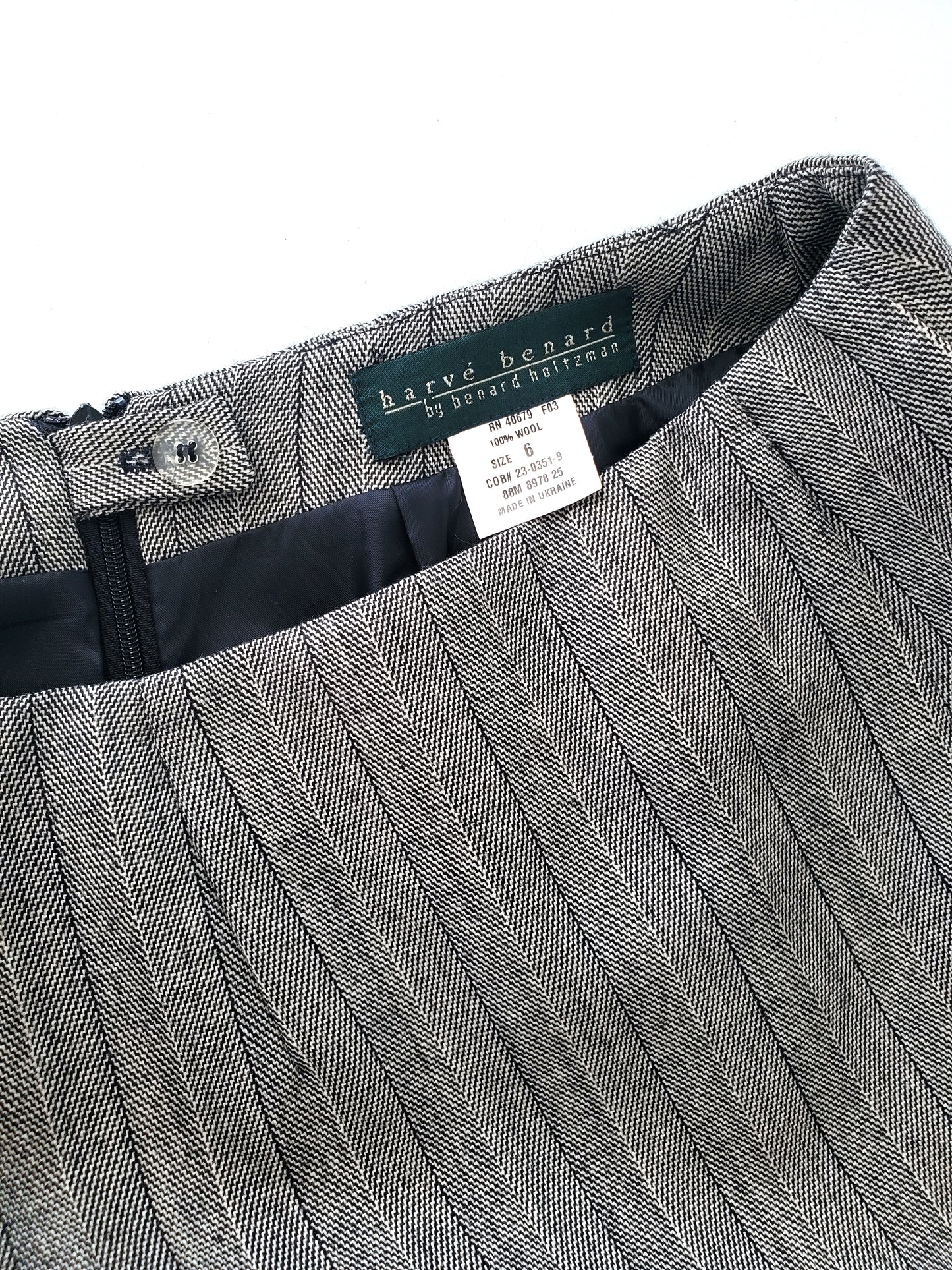 harvé benard pinstripe herringbone skirt (1980s)