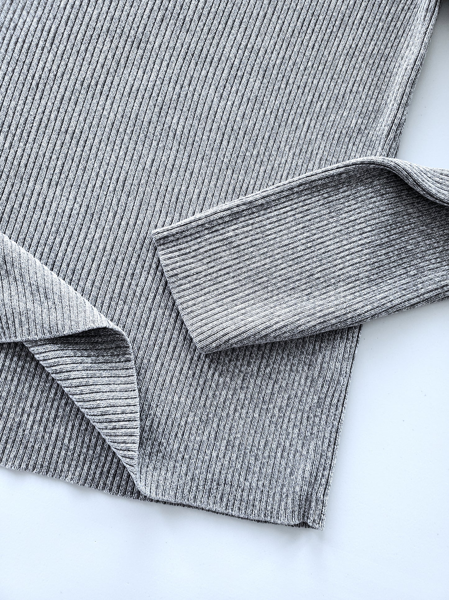 LOFT by Ann Taylor rib-knit silk turtleneck (2000s)