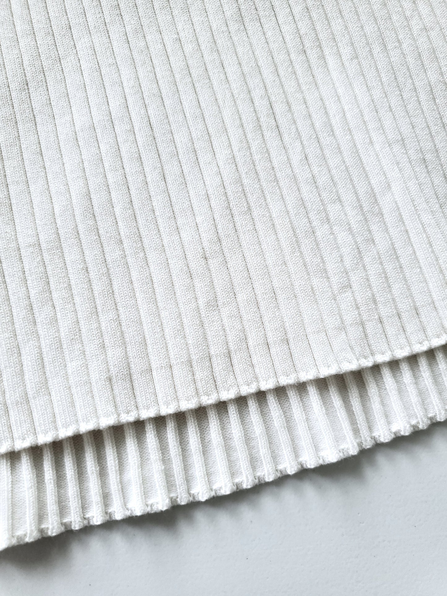 august silk three-quarter sleeve rib knit top (Y2K)