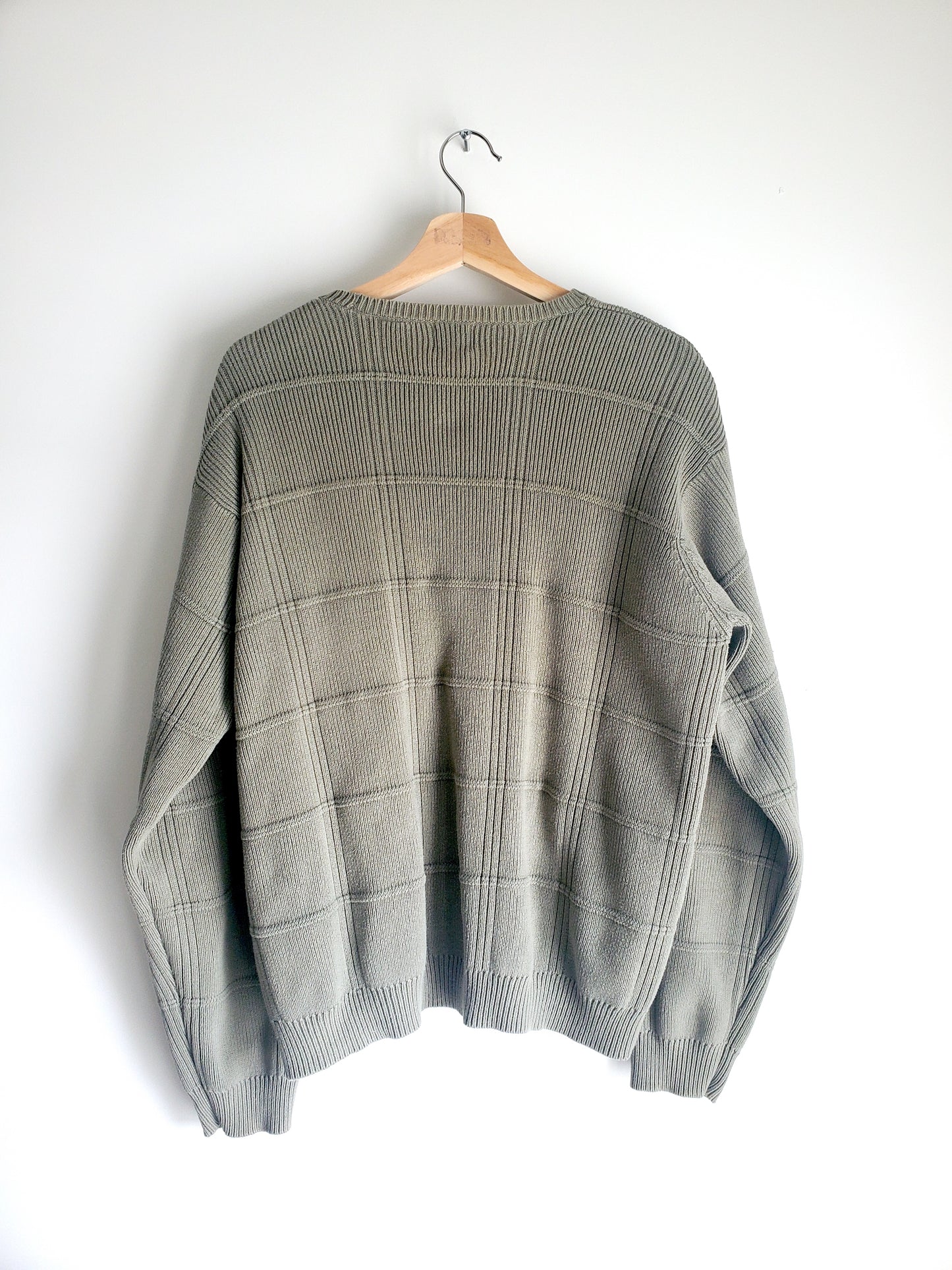 Arrow grid pattern sweater (1990s)