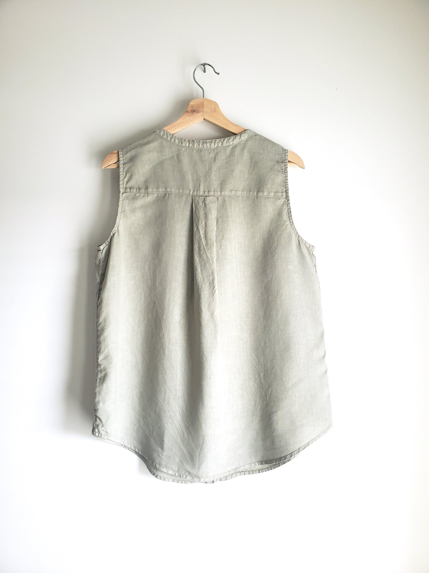 TAHARI 100% linen shell top (2000s)
