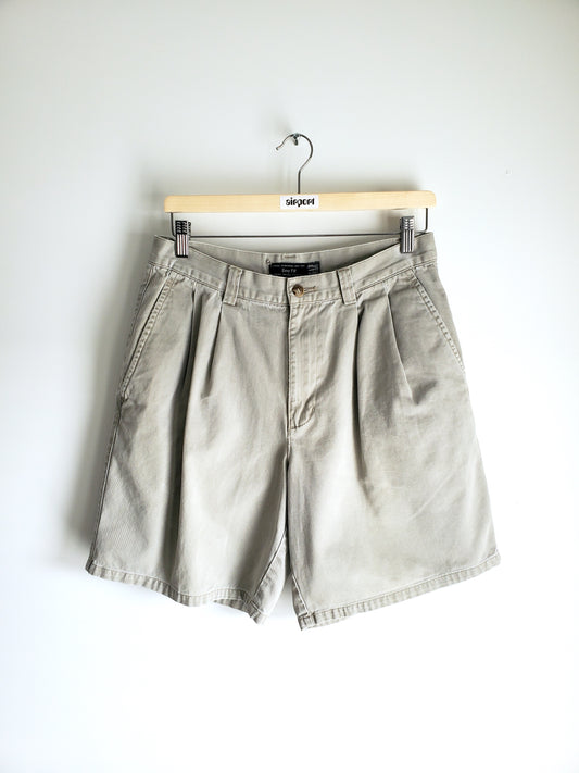 GAP Khakis pleated shorts (2001)