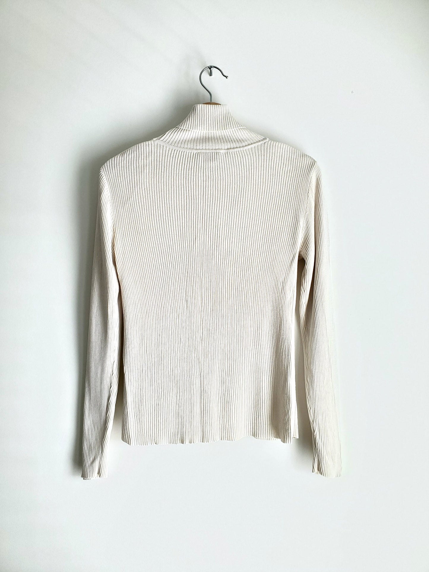 Ann Taylor LOFT 100% silk rib-knit turtleneck (Y2K)