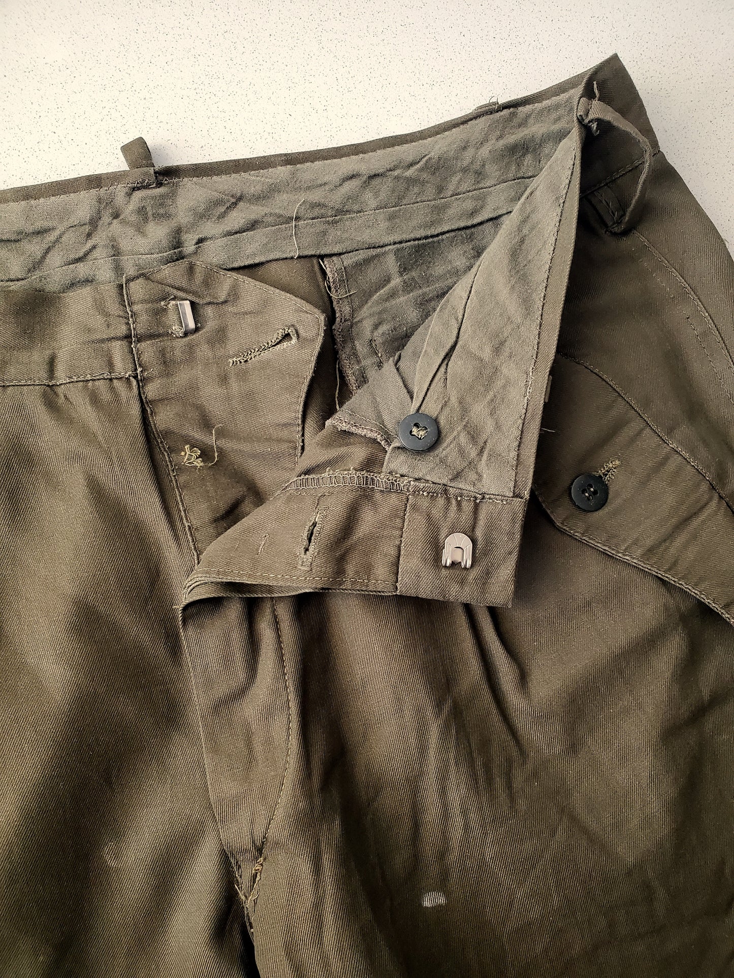 Vintage jogger-style military pant