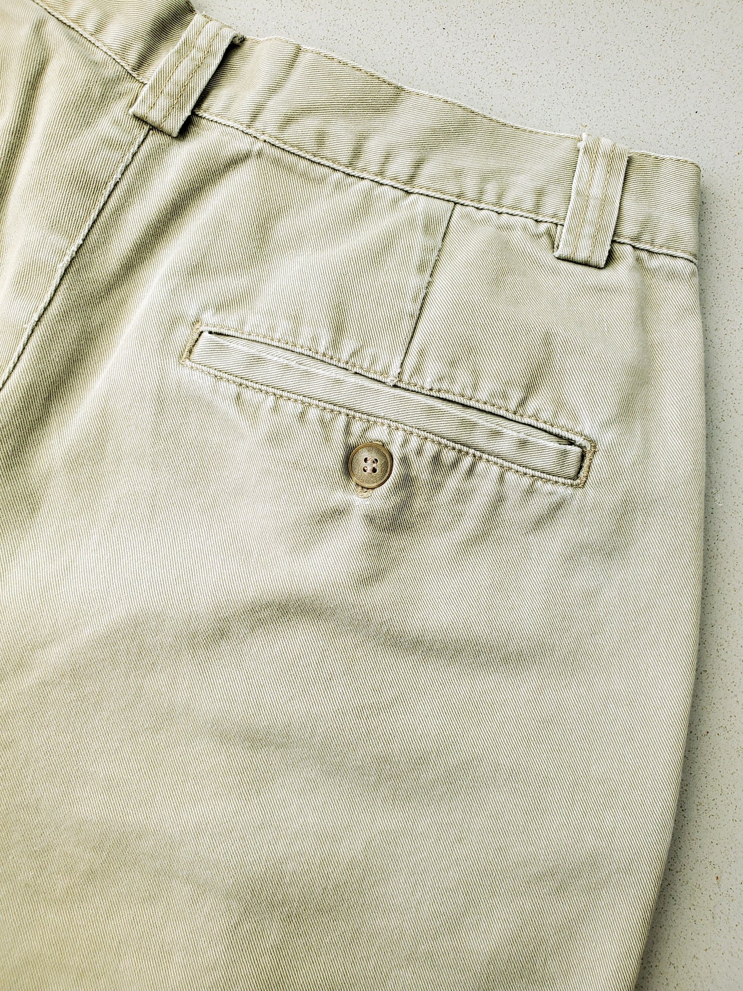 GAP Khakis pleated shorts (2001)