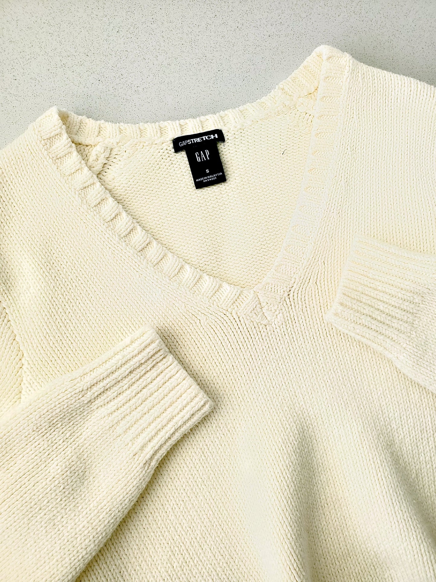 GAP stretch v-neck sweater (2003)